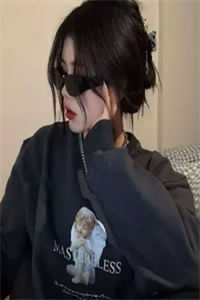 女神流产，我送她去医院反被诬陷小说