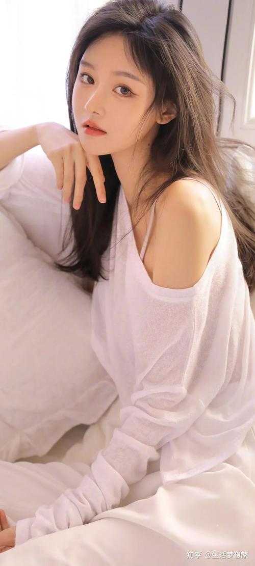 苏晚凝关泽写的小说你如枯叶腐朽，我向阳而生全文阅读